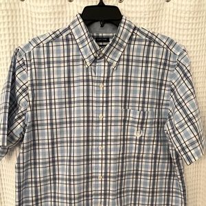 Chaps, Easy Care Casual Button Down Shirt, Size Medium